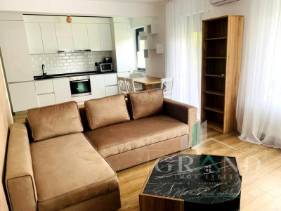 ACASĂ LA MARGINEA PĂDURII | 3 Camere | BALCON | Donath Park/Capat Grigorescu