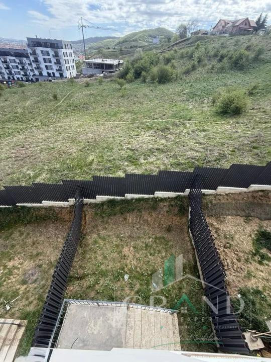 Casă înșiruită, NOUĂ, în Florești