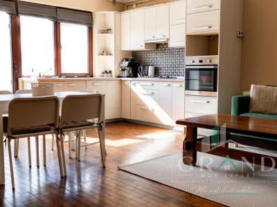 Apartament 2 camere de vanzare , Floresti