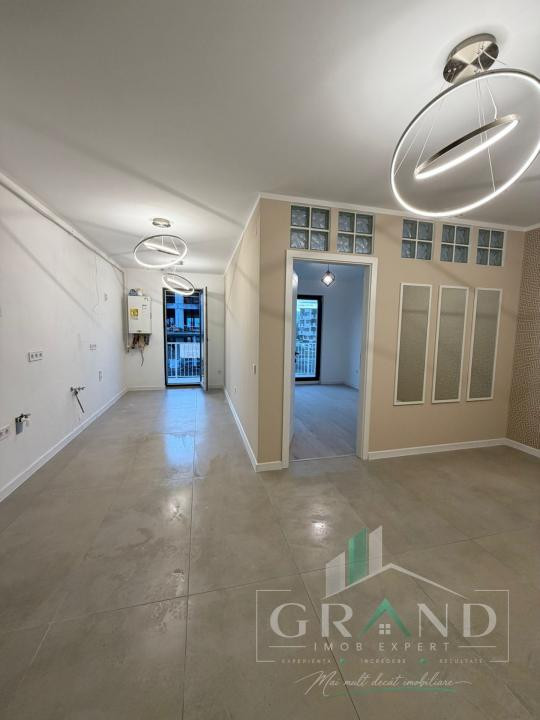 Apartament 3 camere de vanzare , Eroilor, Floresti.