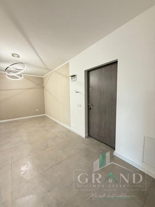Apartament 3 camere de vanzare , Eroilor, Floresti.