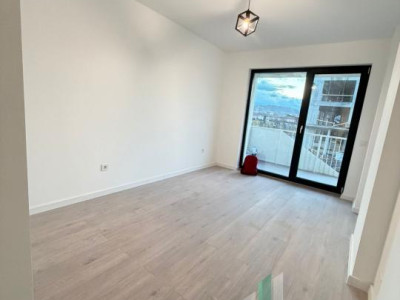 Apartament 3 camere de vanzare , Eroilor, Floresti.