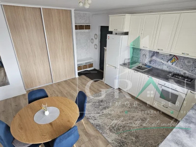 Apartament 3 camere 51mp | balcon | parcare | Zona Cetatii