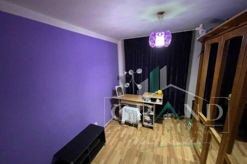 Ap 4 camere | 2 băi | Balcon | zona Mănăștur/Primăverii