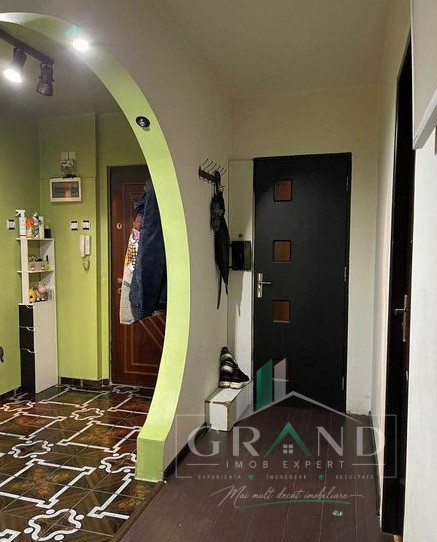 Ap 4 camere | 2 băi | Balcon | zona Mănăștur/Primăverii