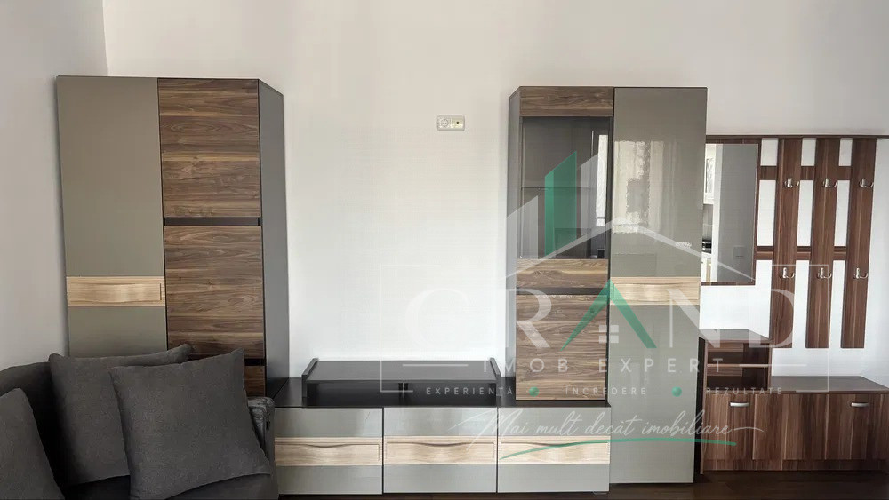 Apartament 3 camere, Terra, Floresti