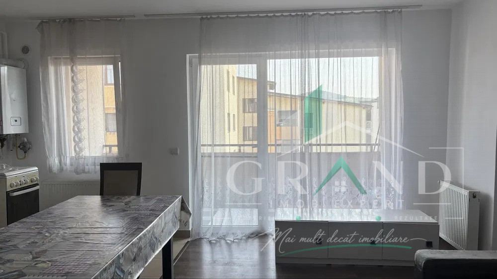 Apartament 3 camere, Terra, Floresti