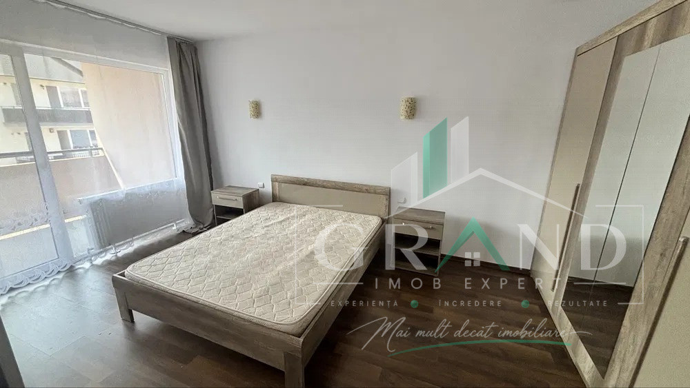 Apartament 3 camere, Terra, Floresti