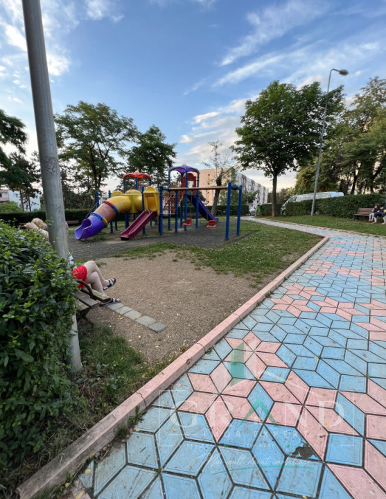 Cameră de închiriat într-un apartament cu 2 camere | Mănăștur–Clăbucet 