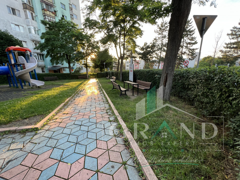 Cameră de închiriat într-un apartament cu 2 camere | Mănăștur–Clăbucet 