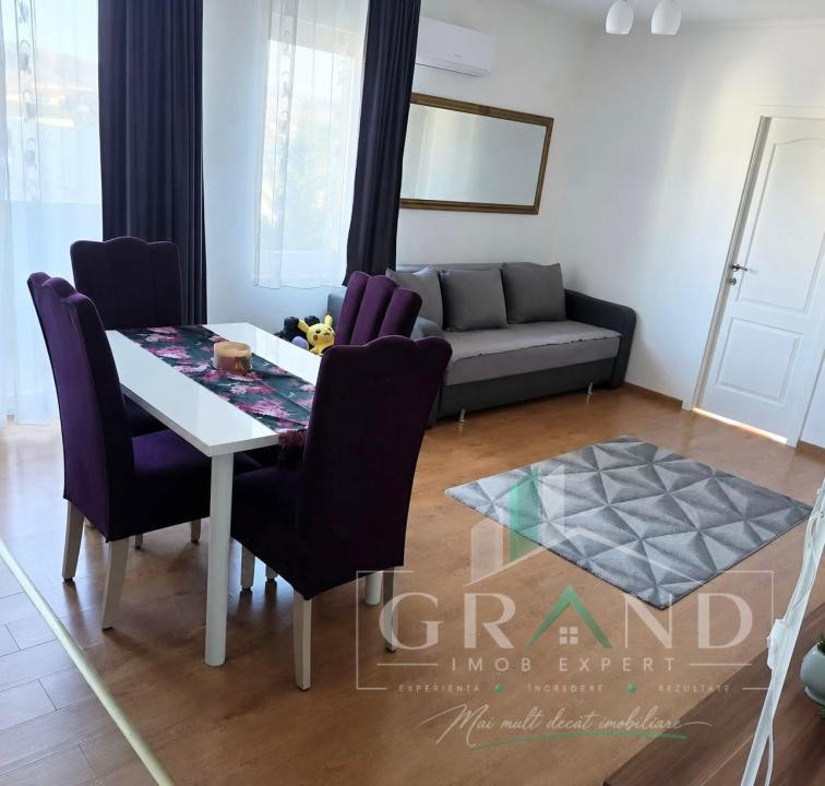 Apartament 3 camere de vanzare , zona Sesul de Sus , Floresti