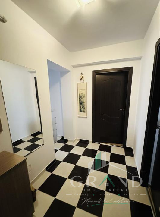 Apartament 2 camere + loc parcare de vanzare, în Floresti