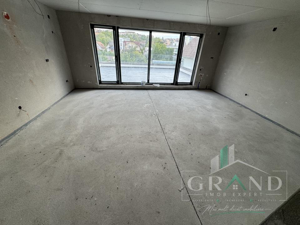 Apartament exclusivist în Andrei Mureșanu | 75 mp + 48 mp terase