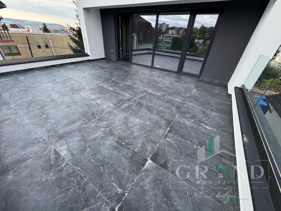 Apartament exclusivist în Andrei Mureșanu | 75 mp + 48 mp terase