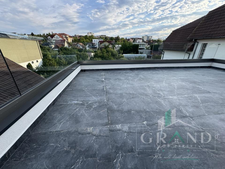 Apartament exclusivist în Andrei Mureșanu | 75 mp + 48 mp terase