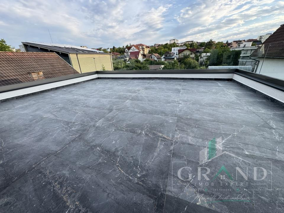 Apartament exclusivist în Andrei Mureșanu | 75 mp + 48 mp terase