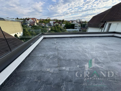 Apartament exclusivist în Andrei Mureșanu | 75 mp + 48 mp terase