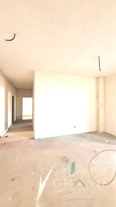Oportunitate ! Apartament 4 Camere | Semifinisat | Logie 10 MP | Floresti