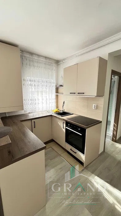 Apartament 2 camere + 2 balcoane + 2 parcări, zona Vivo, Cluj