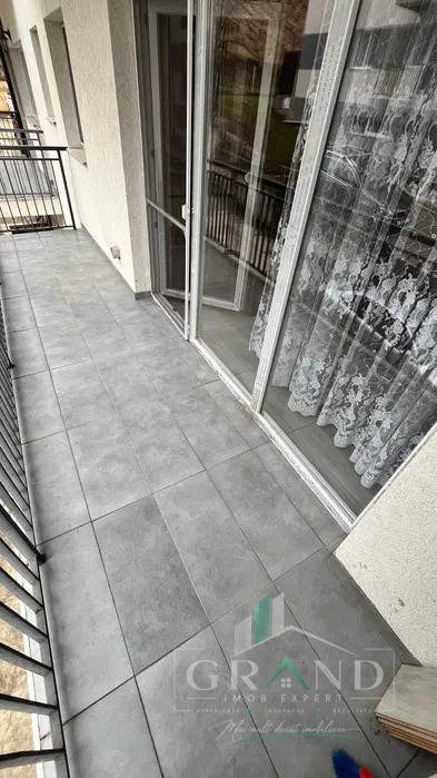 Apartament 2 camere + 2 balcoane + 2 parcări, zona Vivo, Cluj