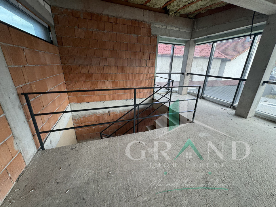 DE ÎNCHIRIAT–Spațiu Comercial/Birouri/Clinică–162 mp OPEN SPACE | Florești/ONCOS