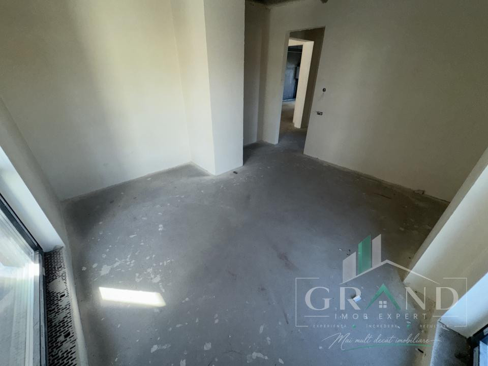 SPAȚIU COMERCIAL 120mp | 4 ÎNCĂPERI | 3 BAI | TERASĂ 20mp | PARCARE | VIVO MALL