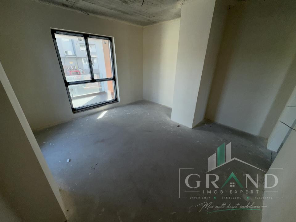 SPAȚIU COMERCIAL 120mp | 4 ÎNCĂPERI | 3 BAI | TERASĂ 20mp | PARCARE | VIVO MALL