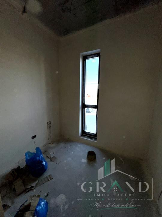 SPAȚIU COMERCIAL 120mp | 4 ÎNCĂPERI | 3 BAI | TERASĂ 20mp | PARCARE | VIVO MALL