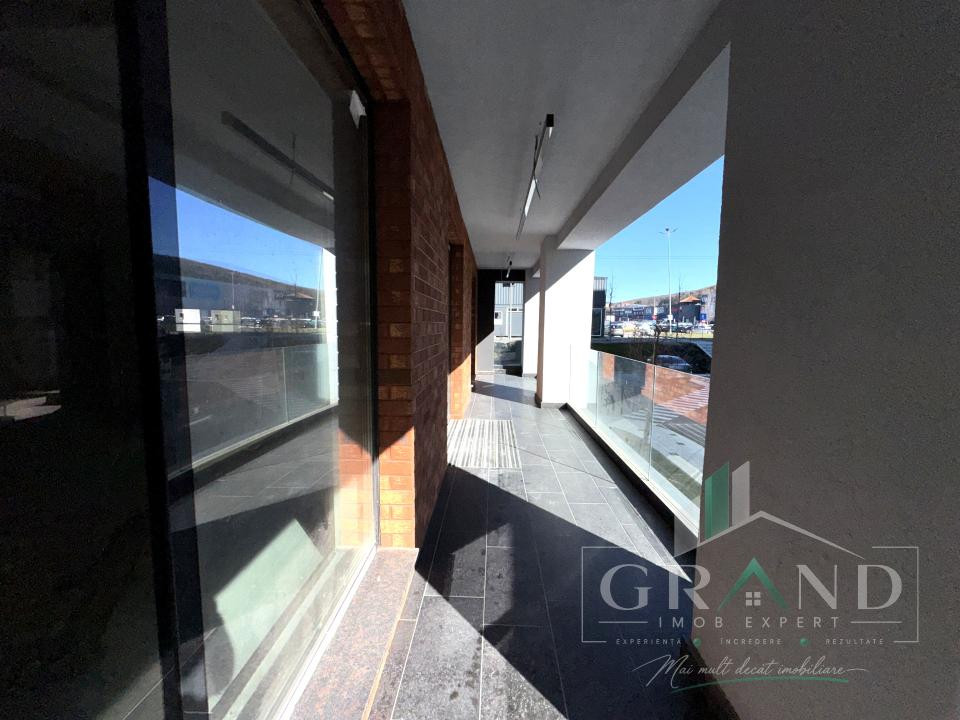 SPAȚIU COMERCIAL 120mp | 4 ÎNCĂPERI | 3 BAI | TERASĂ 20mp | PARCARE | VIVO MALL