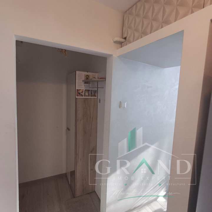 OPORTUNITATE | 2 CAMERE DECOMANDAT | LOGIE | PARCARE | B-dul Regele Mihai I