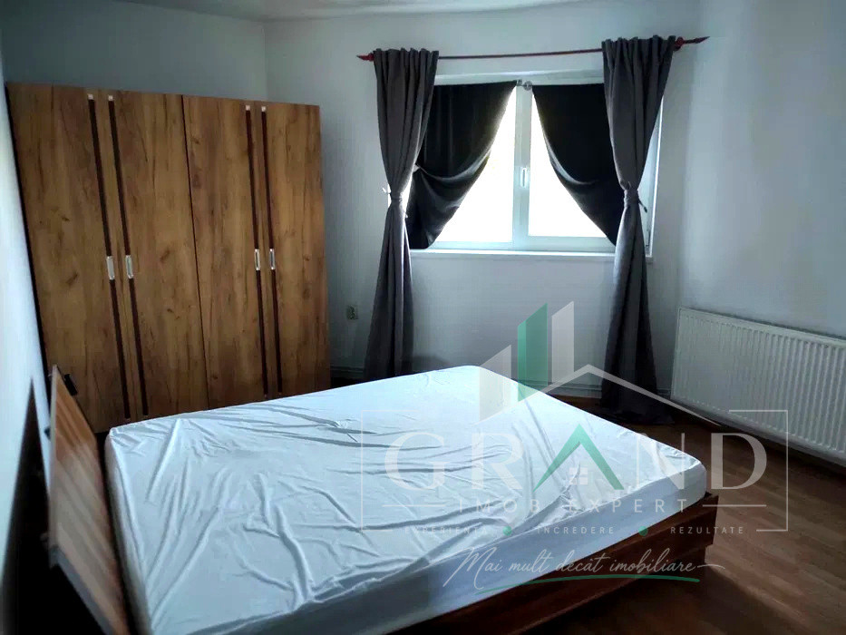 Casa individuală de închiriat | 3 camere | Curte | Terasă | Garaj | Gazon | Jucu