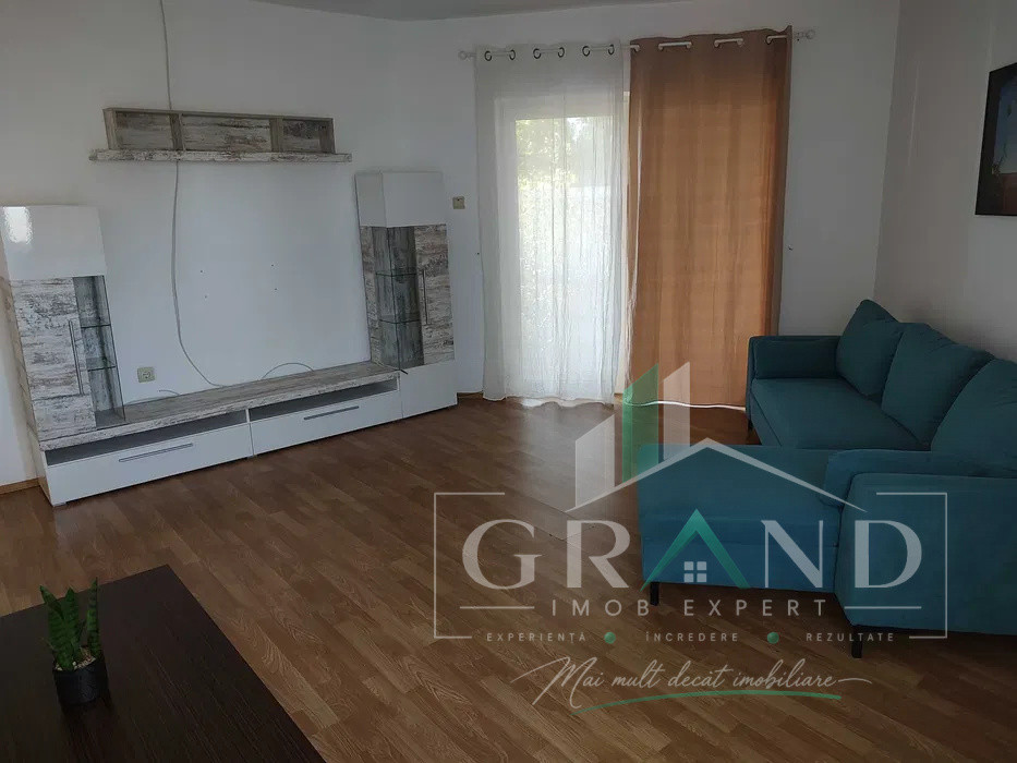Casa individuală de închiriat | 3 camere | Curte | Terasă | Garaj | Gazon | Jucu