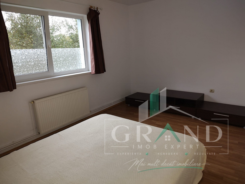 Casa individuală de închiriat | 3 camere | Curte | Terasă | Garaj | Gazon | Jucu