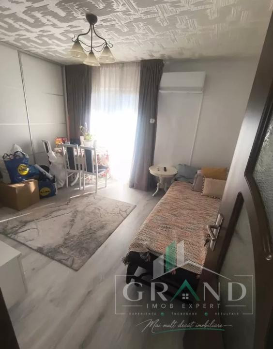 Apartament 3 camere | DECOMANDAT| Zona Iulius
