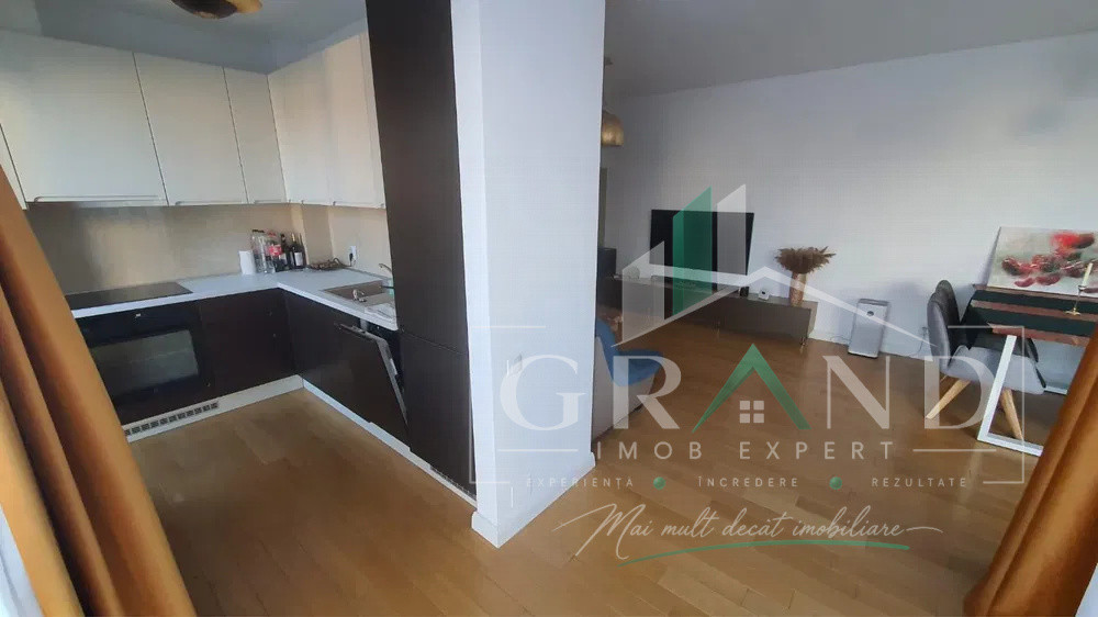 Oportunitate in Centru | Apartament 2 Camere | Balcon | Strada Mihai Eminescu