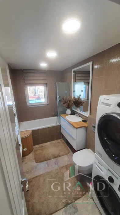 Oportunitate in Centru | Apartament 2 Camere | Balcon | Strada Mihai Eminescu