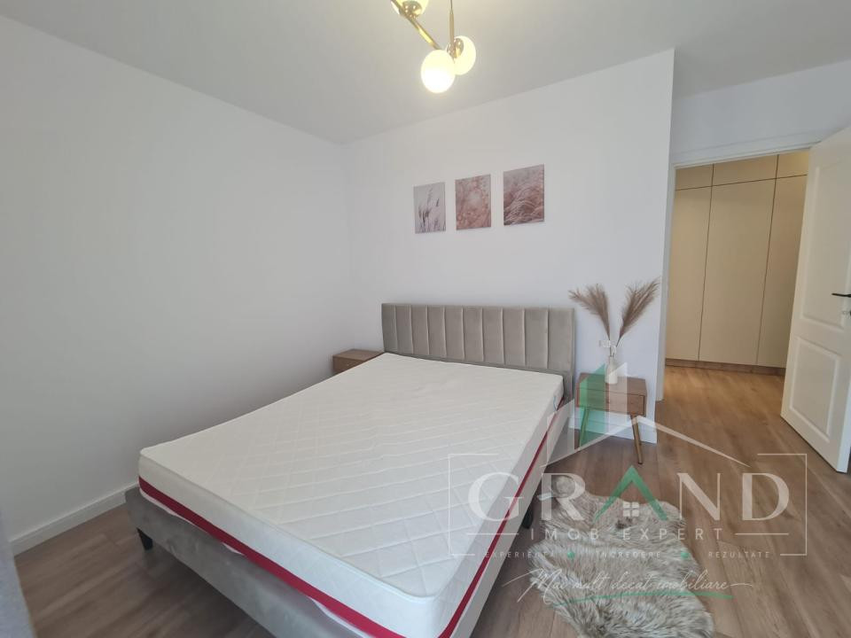 Apartament de vanzare 2 camere decomandate, Sesul de Sus, Floresti