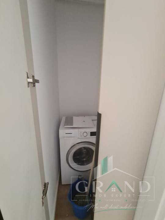 Apartament de vanzare 2 camere decomandate, Sesul de Sus, Floresti