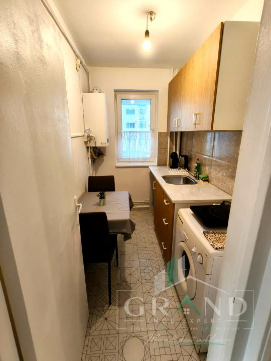 2 camere decomandate | Etaj 6/10 | Balcon | Centrală proprie | Clăbucet,Mănăștur