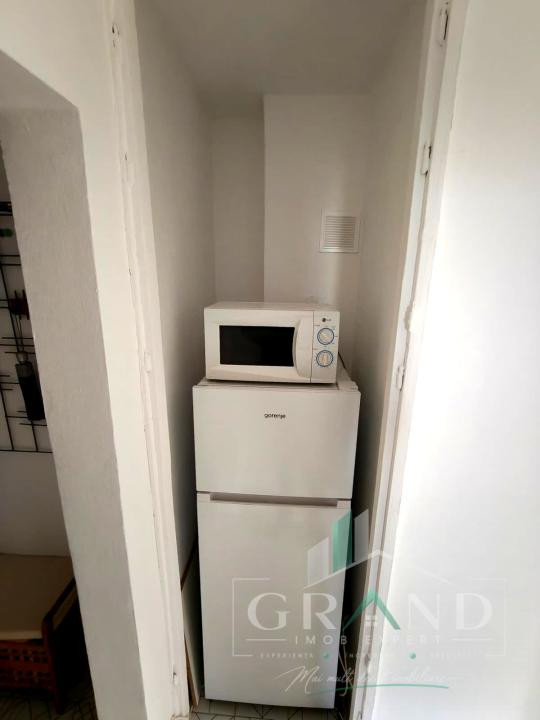 2 camere decomandate | Etaj 6/10 | Balcon | Centrală proprie | Clăbucet,Mănăștur