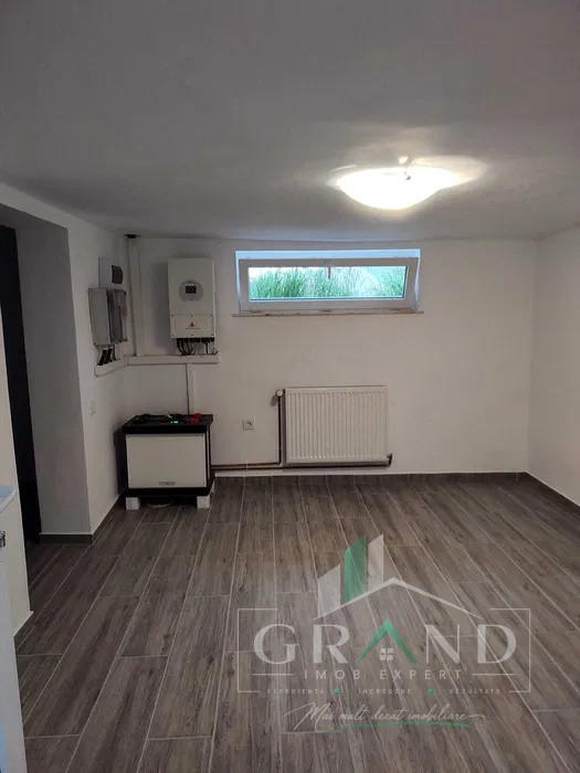 Casa Moderna | 5 Camere | Curte Interioara | Garaj | Parcare | Iris/Oasului