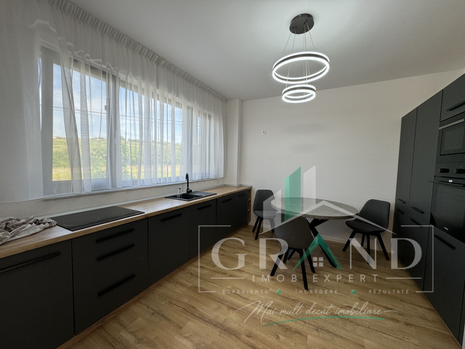 Casă modernă cu 4 camere | Terasă | Grădină | Garaj | Borhanci–Romul Ladea