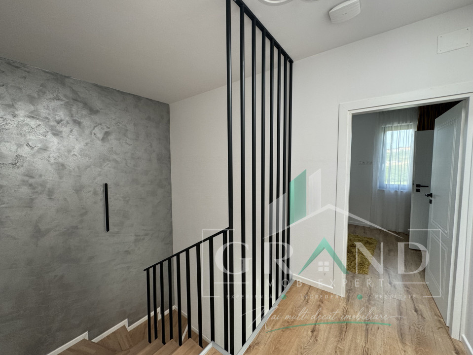 Casă modernă cu 4 camere | Terasă | Grădină | Garaj | Borhanci–Romul Ladea