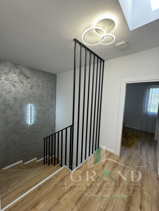 Casă modernă cu 4 camere | Terasă | Grădină | Garaj | Borhanci–Romul Ladea