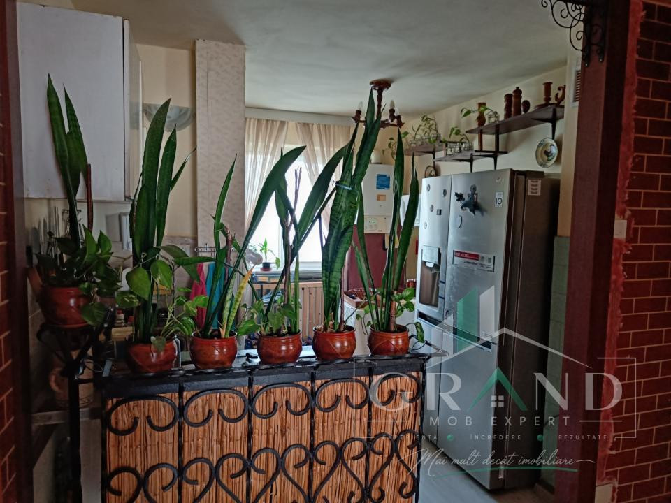 Ap 4 camere |Balcon |Zona Manastur-Parâng/McDonald’s/Petrom