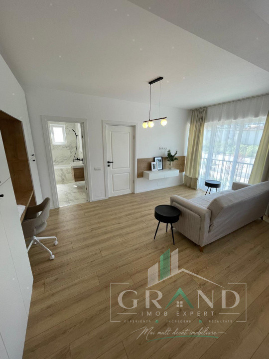 Apartament 2 camere | Semidecomandat | Parcare | Floresti 