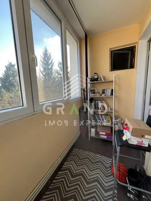 Ap 2 camere DECOMANDAT, BALCON, GARAJ, zona Plopilor