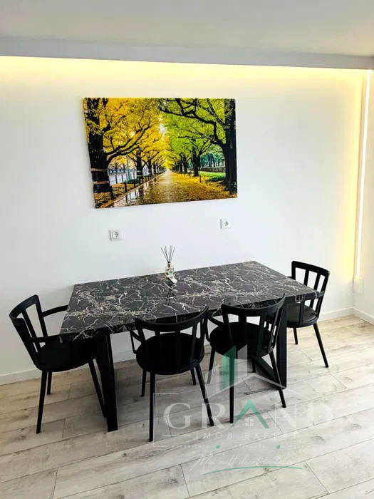 Ap 2 camere decomandate | Recent renovat | 52 mp | Cartier Plopilor 