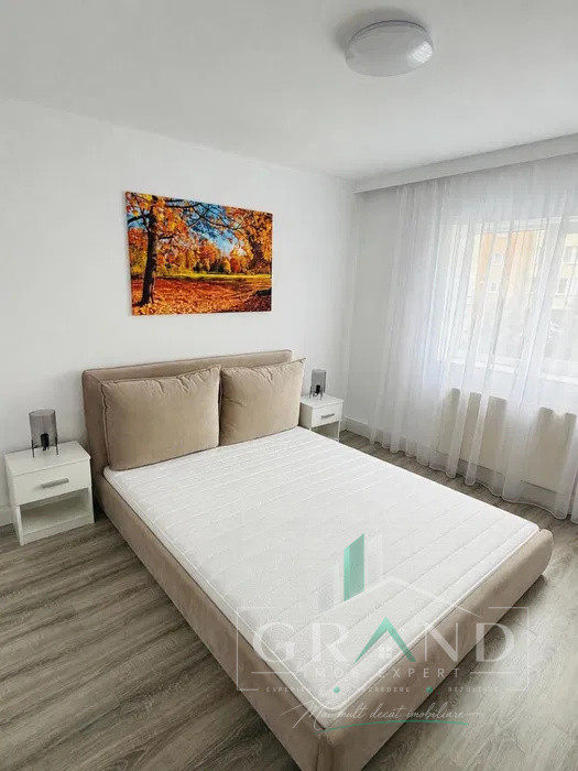 Ap 2 camere decomandate | Recent renovat | 52 mp | Cartier Plopilor 