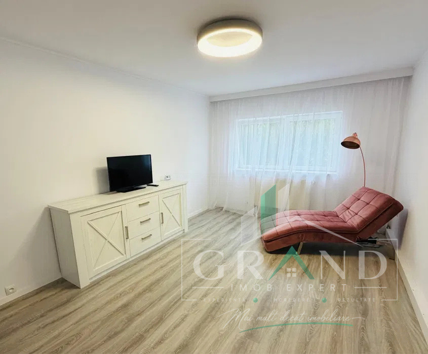 Ap 2 camere decomandate | Recent renovat | 52 mp | Cartier Plopilor 